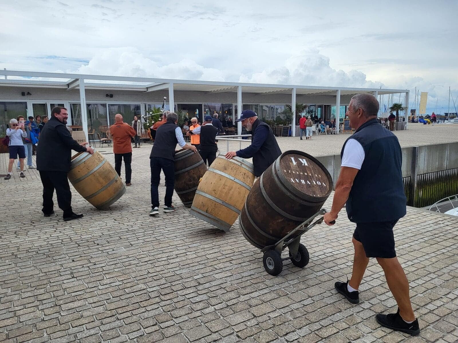 Embarquement d'une cargaison spéciale pour l'Ecosse